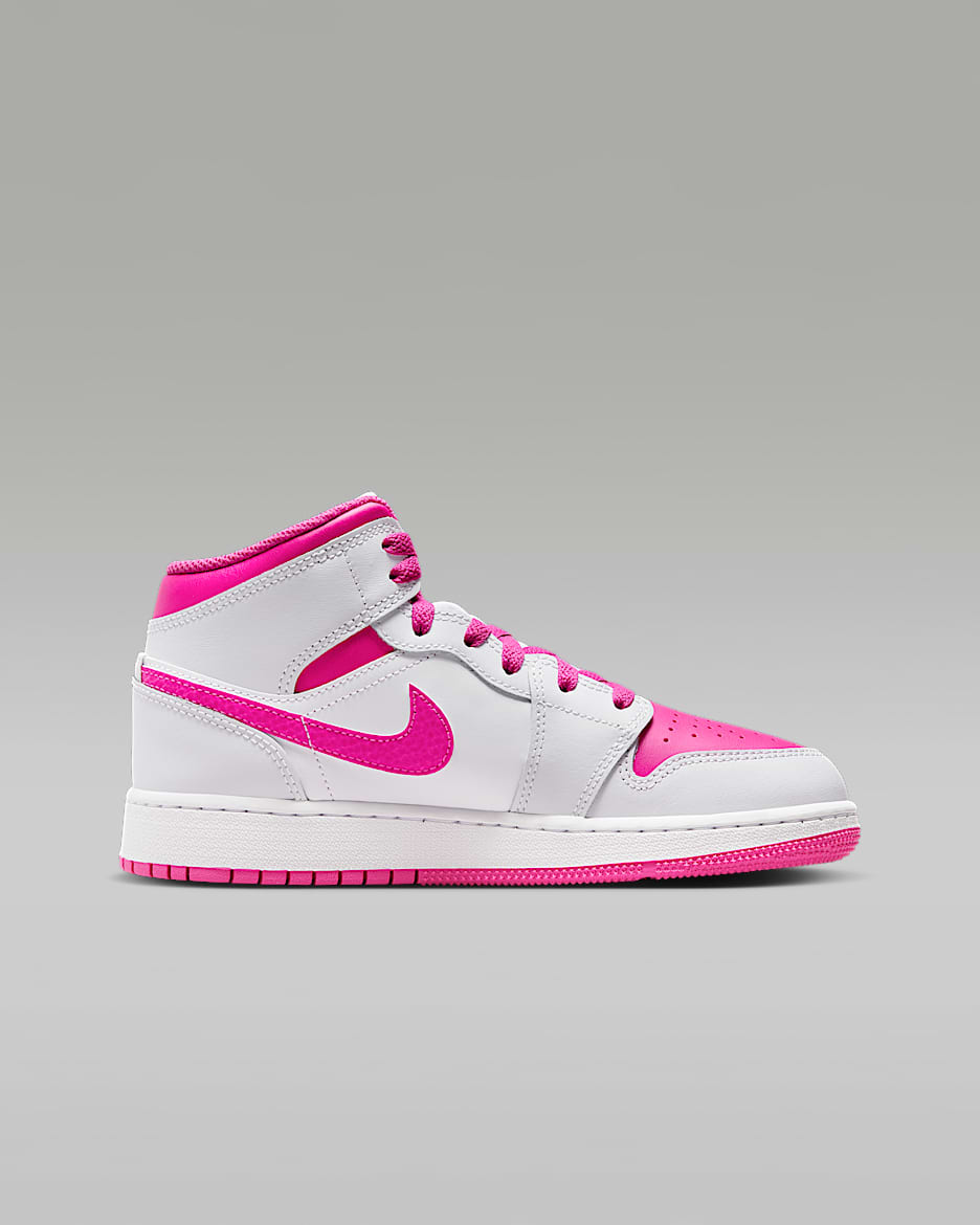 Air Jordan 1 Mid Older Kids Shoes